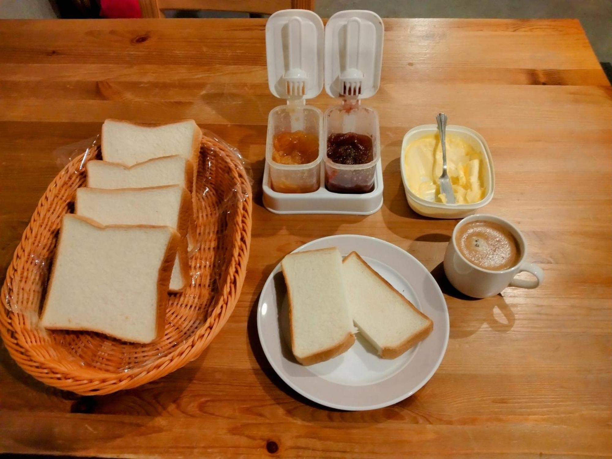 Tonarino Hostel For Backpackers โกเบ ภายนอก รูปภาพ