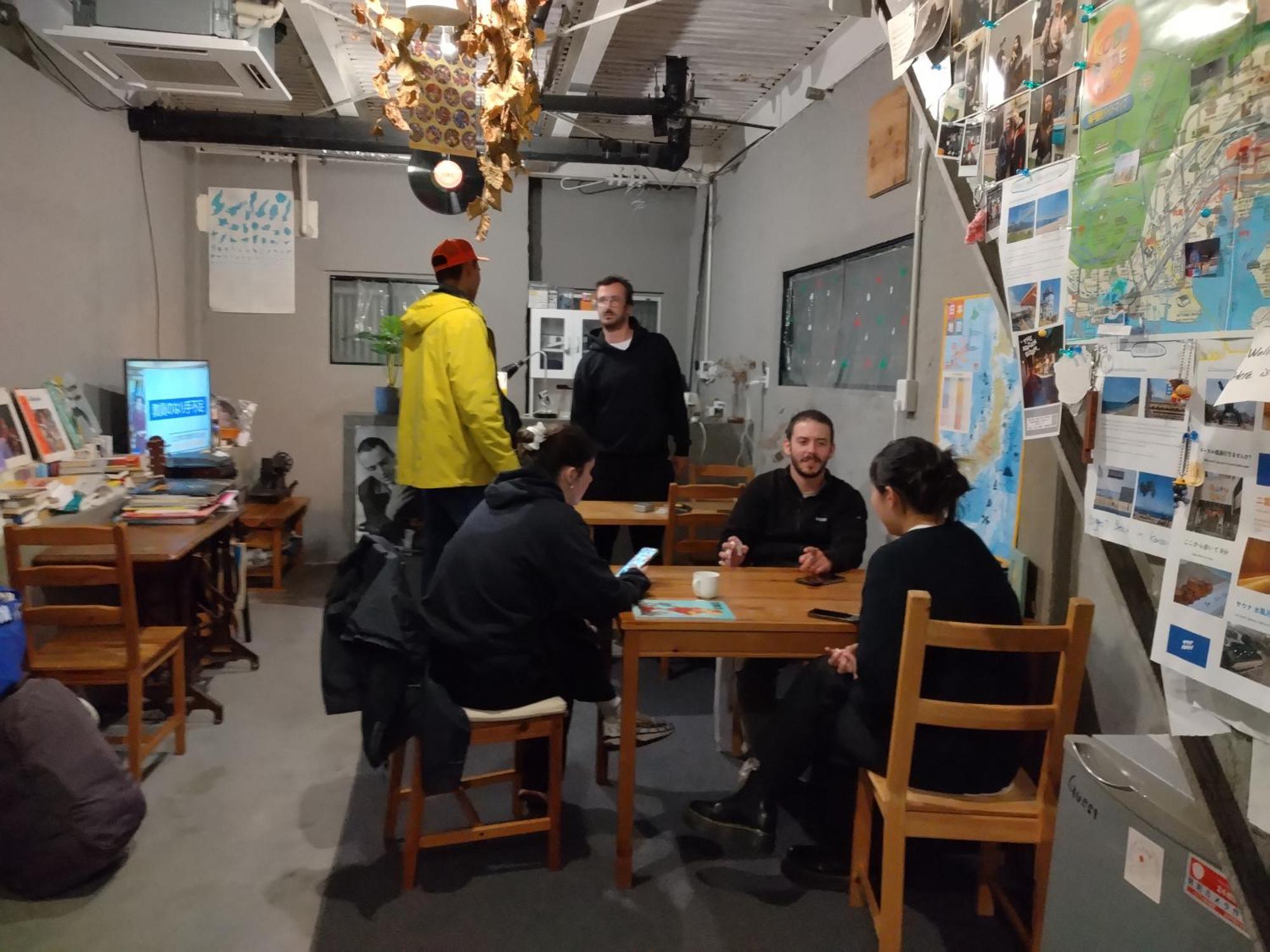 Tonarino Hostel For Backpackers โกเบ ภายนอก รูปภาพ